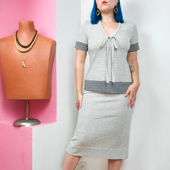 Vintage 1960s Deadstock Striped Two Piece Knit Skirt Set - Picture 2 of 10